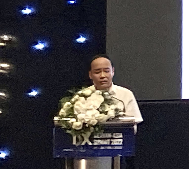 Ảnh t&aacute;c giả