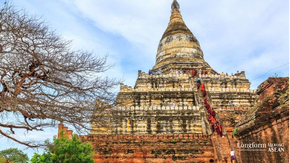 Ch&ugrave;a Shwe San Daw l&agrave; một trong những nơi ngắm cảnh b&igrave;nh minh v&agrave; ho&agrave;ng h&ocirc;n đẹp nhất tại Bagan.