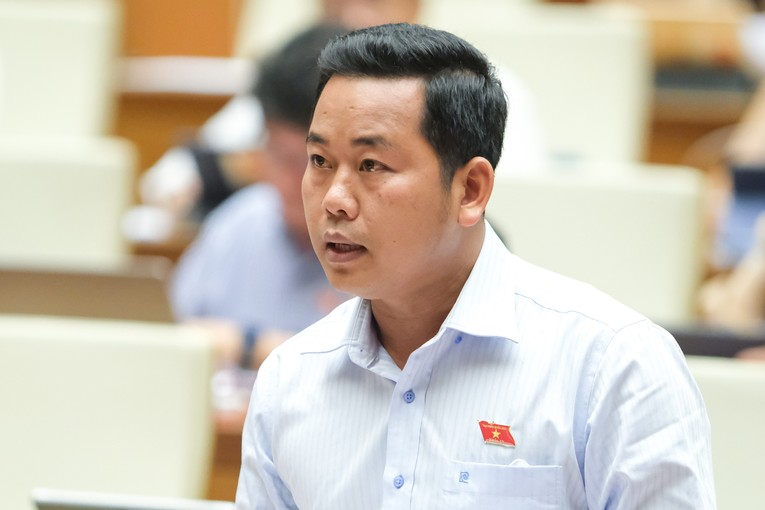 Ảnh t&aacute;c giả