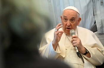 Giáo hoàng Francis có &apos;sứ mệnh hòa bình bí mật&apos; về xung đột Nga - Ukraine
