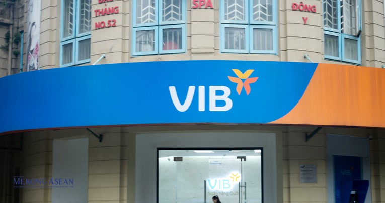 VIB g&oacute;p mặt trong top 10 với lợi nhuận tăng trưởng d&ugrave; tr&iacute;ch lập dự ph&ograve;ng một khoản kh&ocirc;ng nhỏ. (Ảnh: Sơn Qu&aacute;ch)