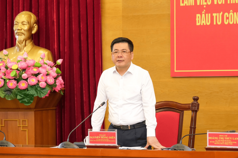 Bộ trưởng C&ocirc;ng Thương Nguyễn Hồng Di&ecirc;n ph&aacute;t biểu tại buổi l&agrave;m việc. Nguồn: Bộ C&ocirc;ng Thương.