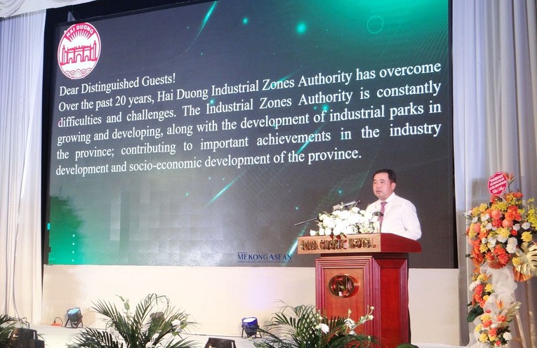 B&iacute; thư Tỉnh ủy Hải Dương Trần Đức Thắng ph&aacute;t biểu tại buổi lễ.