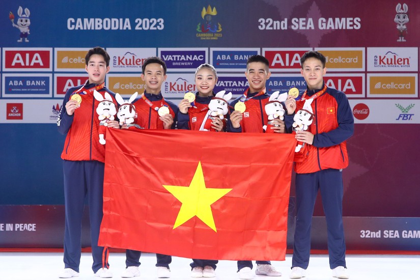 C&aacute;c tuyển thủ aerobic xuất sắc gi&agrave;nh huy chương v&agrave;ng tại SEA Games 32