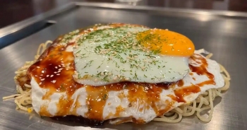 Hiroshima muốn quảng bá món bánh xèo thông qua thượng đỉnh G7