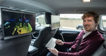Tỷ phú công nghệ xe tự lái Austin Russell mua lại tạp chí Forbes