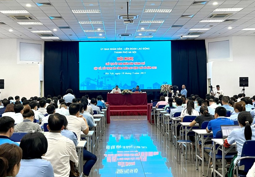 Hội nghị gặp gỡ, đối thoại với c&ocirc;ng nh&acirc;n lao động Thủ đ&ocirc; năm 2023. Ảnh: VGP