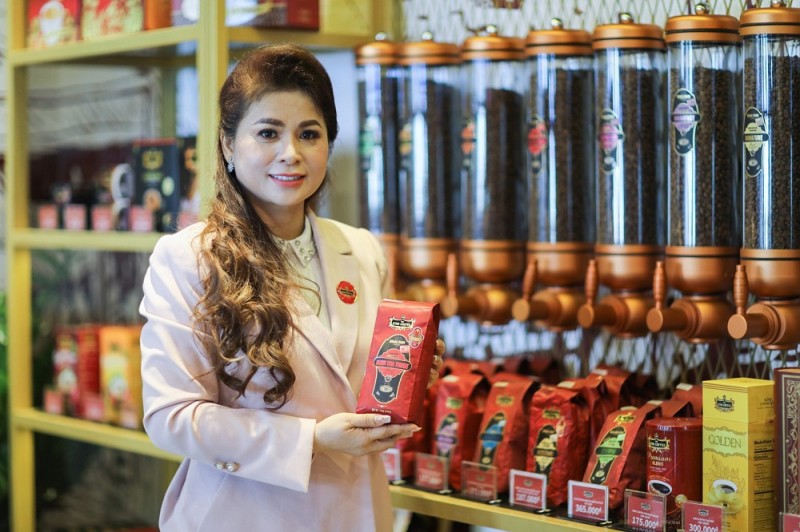 B&agrave; L&ecirc; Ho&agrave;ng Diệp Thảo - CEO King Coffee.