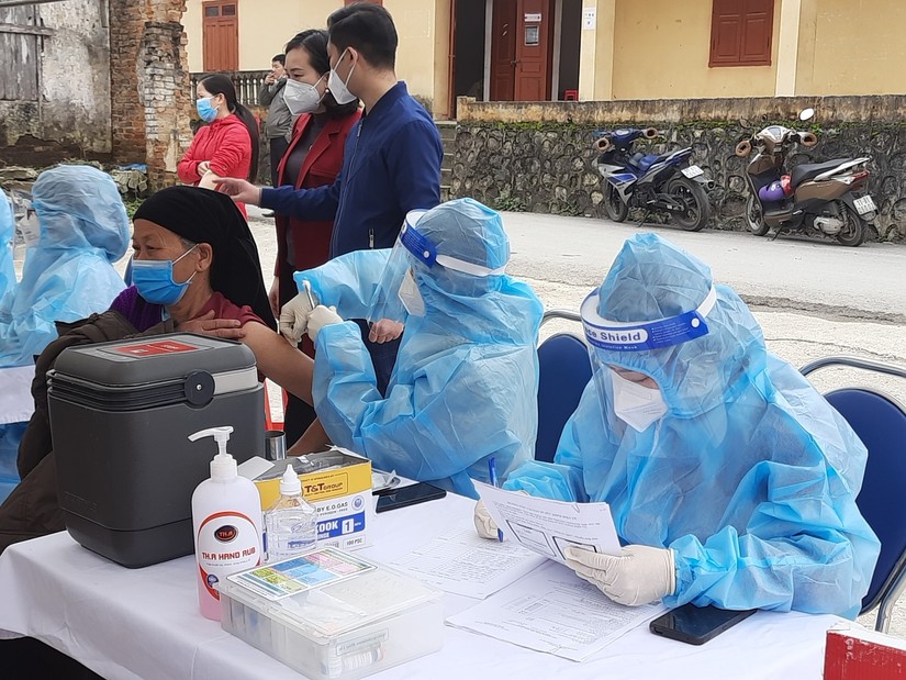 Nguồn lực cho ph&ograve;ng chống dịch đ&atilde; được sử dụng hiệu quả, tuy nhi&ecirc;n vẫn c&ograve;n những tồn tại, hạn chế. Ảnh minh họa