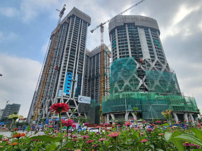 Biểu tượng kiến trúc của thành phố cảng Hải Phòng chính thức cất nóc