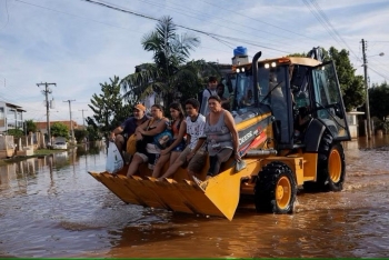 100 người thiệt mạng trong lũ lụt nghiêm trọng ở Brazil