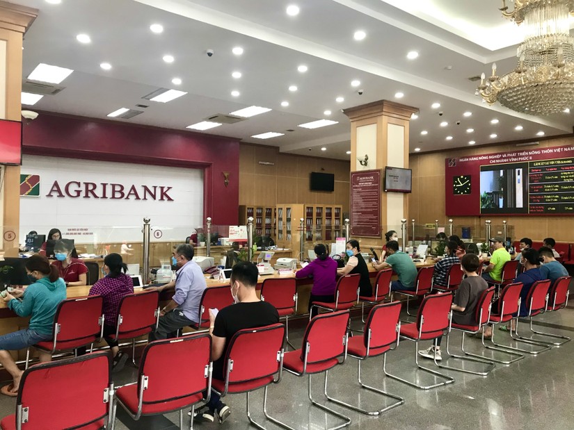 Ngân hàng hạ lãi suất, hàng trăm nghìn tỷ đồng vốn ưu đãi chờ doanh nghiệp