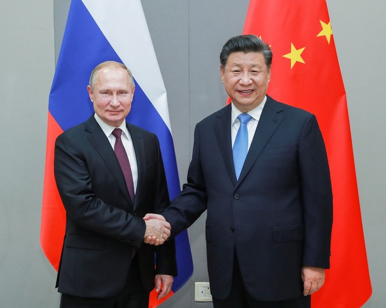 Tổng thống Nga Vladimir Putin v&agrave; Chủ tịch Trung Quốc Tập Cận B&igrave;nh tại Brazil năm 2019. Ảnh: T&acirc;n Hoa X&atilde;