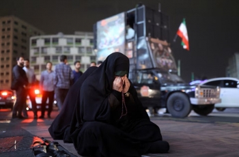 Trực thăng chở Tổng thống Iran gặp nạn, chưa rõ số phận