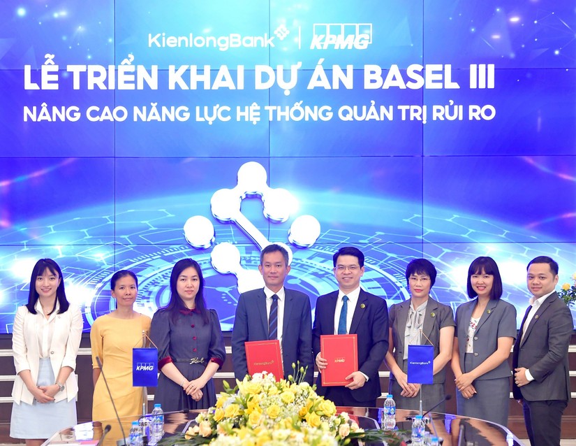 H&igrave;nh ảnh tại buổi Lễ triển khai dự &aacute;n Basel III. Ảnh: KienlongBank