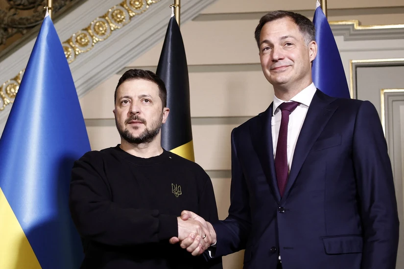 Tổng thống Ukraine Volodymyr Zelensky v&agrave; Thủ tướng Bỉ Alexander De Croo, ng&agrave;y 28/5. Ảnh: Reuters