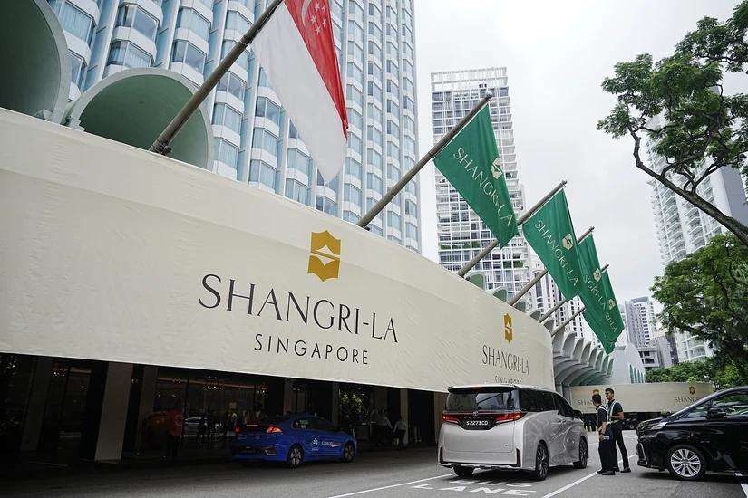 Kh&aacute;ch sạn Shangri-La tại Singapore nơi diễn ra Đối thoại Shangri-La 2024. Ảnh: AP