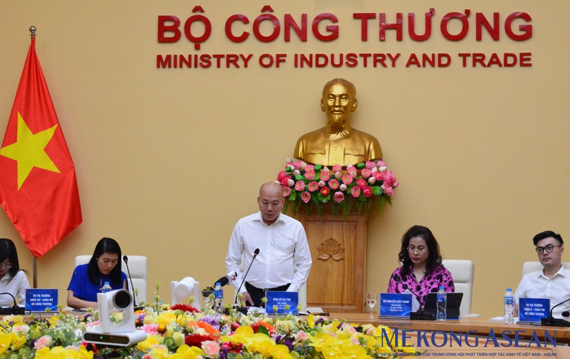 Cục trưởng Cục X&uacute;c tiến thương mại ph&aacute;t biểu tại Hội nghị. Ảnh: L&ecirc; Hồng Nhung/Mekong ASEAN