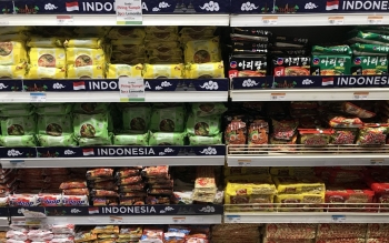 Người Indonesia lo lắng món &apos;mì gói quốc dân&apos; tăng giá