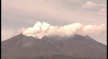 Video núi lửa Sakurajima tại Nhật Bản phun trào