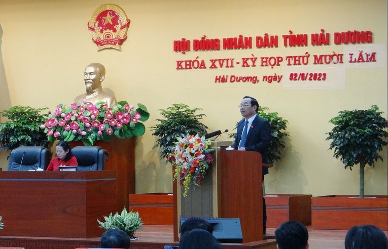 T&acirc;n Chủ tịch HĐND tỉnh Hải Dương L&ecirc; Văn Hiệu ph&aacute;t biểu nhận nhiệm vụ.