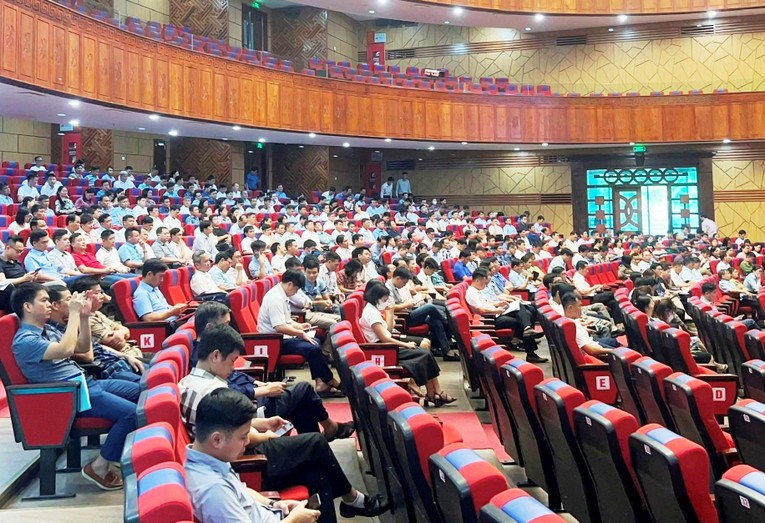 C&aacute;c đại biểu dự hội nghị.