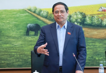 Thủ tướng: Không để người dân khó khăn khi nhường đất làm dự án