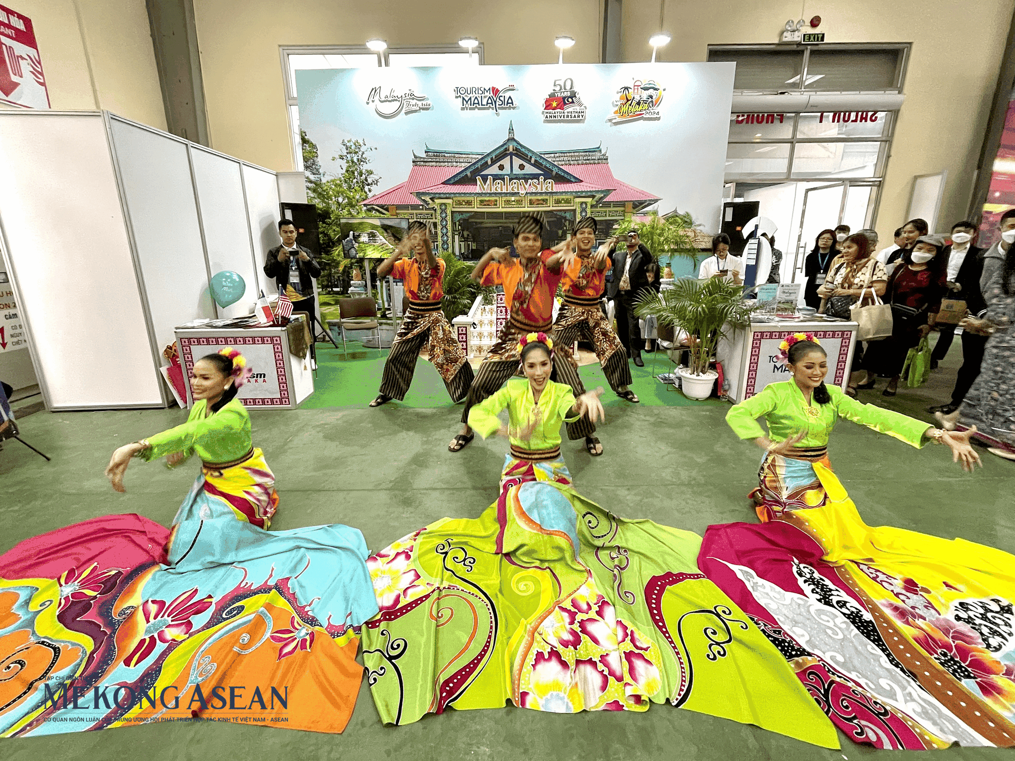 Gian h&agrave;ng của Cục x&uacute;c tiến Du lịch Malaysia tại Việt Nam tại Hội chợ Du lịch quốc tế VITM 2023 H&agrave; Nội từ ng&agrave;y 13-16/4/2023. Ảnh: Thảo Ng&acirc;n