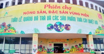 Đặc sản mọi miền hội tụ về phiên chợ tại Hà Nội