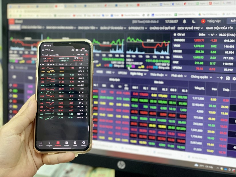 Đ&oacute;ng g&oacute;p lớn cho VN-Index l&agrave; chỉ số VN30 khi nh&oacute;m n&agrave;y c&oacute; cho m&igrave;nh mức tăng 9,16 điểm.