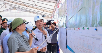 Thông xe 3 dự án cao tốc Bắc - Nam qua Quảng Bình vào 30/4/2025