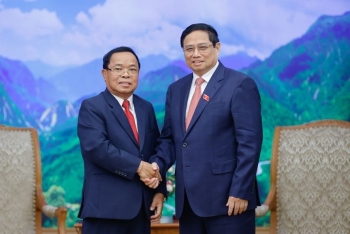 Đề nghị Lào đẩy mạnh hợp tác kinh tế cửa khẩu với Việt Nam