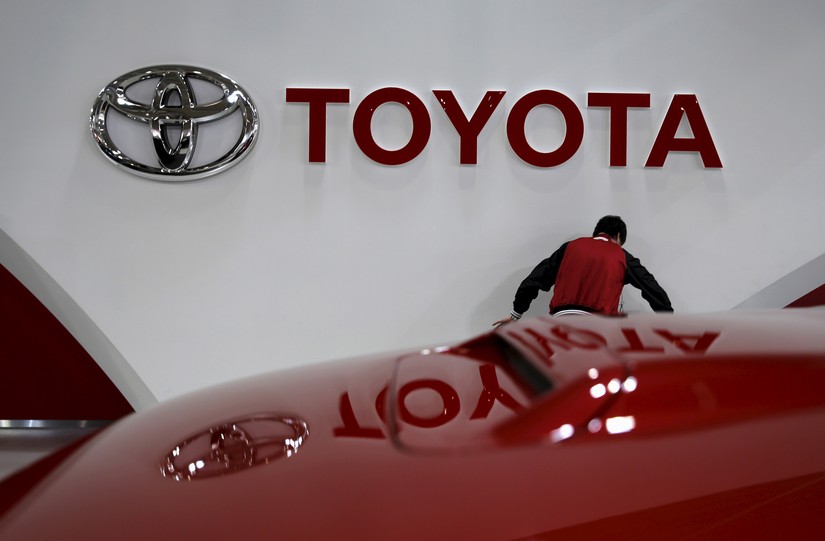 Trụ sở ch&iacute;nh của Toyota tại Nhật Bản được cơ quan chức năng tiến h&agrave;nh điều tra về dữ liệu về sản phẩm. Ảnh: Reuters.