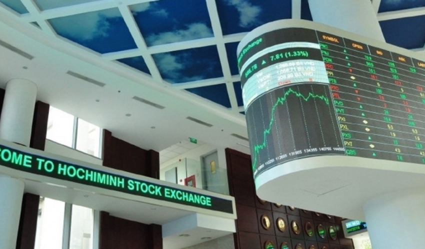 HoSE đón hàng chục tỷ cổ phiếu mới trong năm 2025