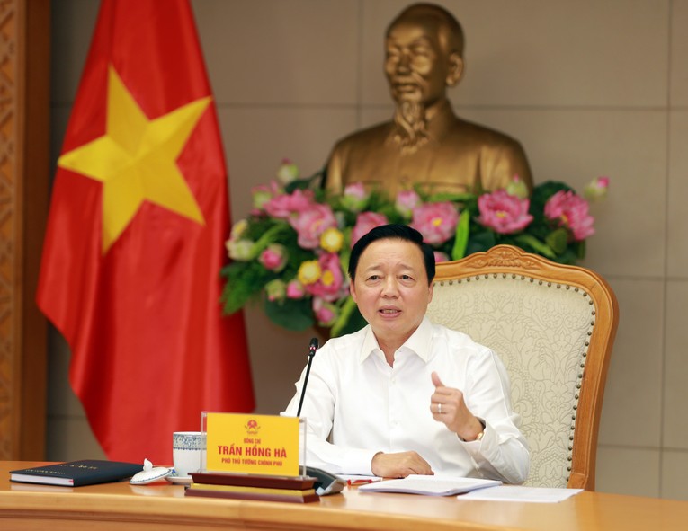 Phó thủ tướng: Cần mở rộng nguồn điện tái tạo mua bán trực tiếp