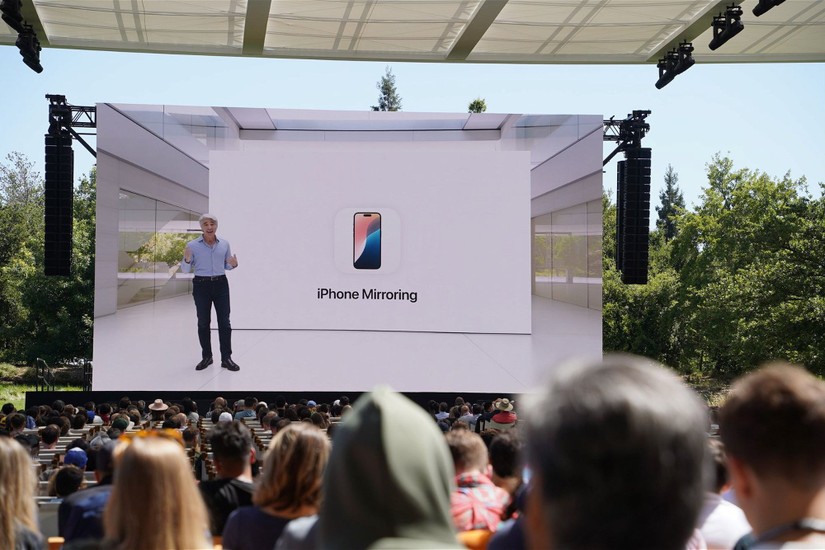 Sự kiện Worldwide Developers Conference 2024 của Apple diễn ra từ ng&agrave;y 10-14/6 (theo giờ Mỹ) tại trụ sở Cupertino, California (Mỹ). Ảnh: Theo The Verge.