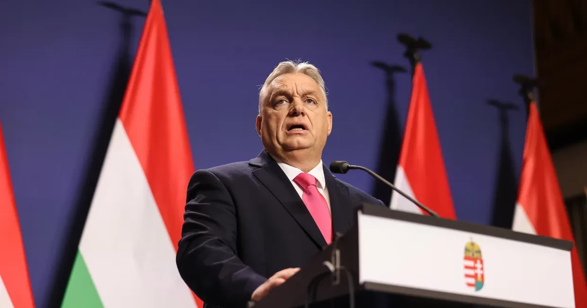 Báo Anh: Nhóm B9 của NATO muốn trục xuất Hungary