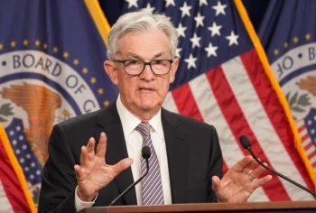 Fed giữ nguyên lãi suất cơ bản lần thứ 7 liên tiếp
