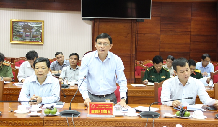 Ph&oacute; Chủ tịch Thường trực UBND tỉnh Nguyễn Tuấn H&agrave; ph&aacute;t biểu tại cuộc họp. Ảnh: Bộ KH&amp;amp;amp;amp;ĐT