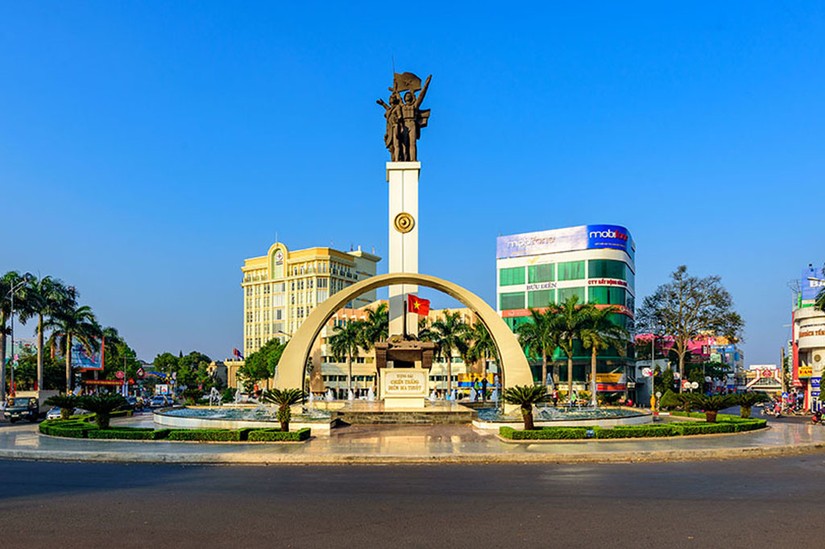 Ph&aacute;t triển tỉnh Đắk Lắk với vai tr&ograve; trung t&acirc;m, li&ecirc;n kết, điều phối v&ugrave;ng T&acirc;y Nguy&ecirc;n