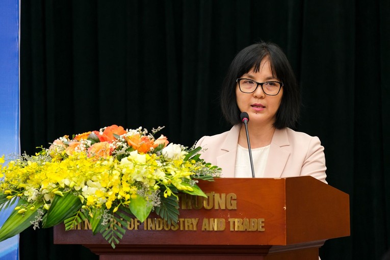 B&agrave; Nguyễn Quỳnh Nga, Ph&oacute; Vụ trưởng Vụ ch&iacute;nh s&aacute;ch thương mại đa bi&ecirc;n, Bộ C&ocirc;ng Thương.