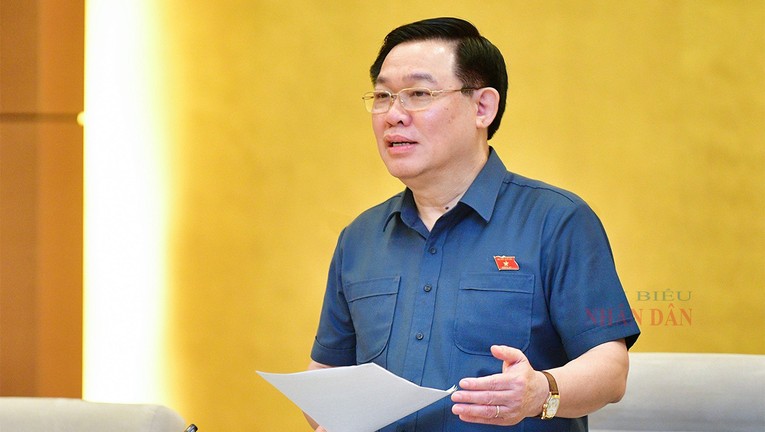 Chủ tịch Quốc hội Vương Đ&igrave;nh Huệ thống nhất về t&ecirc;n gọi của Hội nghị l&agrave; &amp;amp;amp;quot;Hội nghị to&agrave;n quốc triển khai luật, nghị quyết của Quốc hội Kho&aacute; XV - Ảnh: VGP