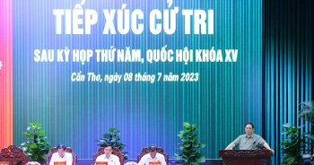 Thủ tướng tiếp xúc cử tri TP Cần Thơ