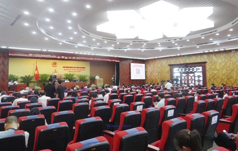 Quang cảnh kỳ họp.