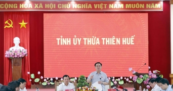 Chủ tịch Vương Đình Huệ làm việc với Ban thường vụ Tỉnh ủy Thừa Thiên Huế