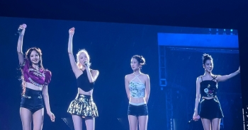 BlackPink khép lại 2 đêm diễn 'cháy hết mình' tại Việt Nam