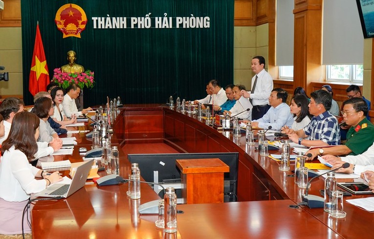 Li&ecirc;n doanh C&ocirc;ng ty Cổ phần Tập đo&agrave;n T&amp;amp;amp;amp;T - Tập đo&agrave;n Orsted (Đan Mạch) l&agrave;m việc với TP Hải Ph&ograve;ng. Nguồn: Tin nhanh nh&agrave; đất.