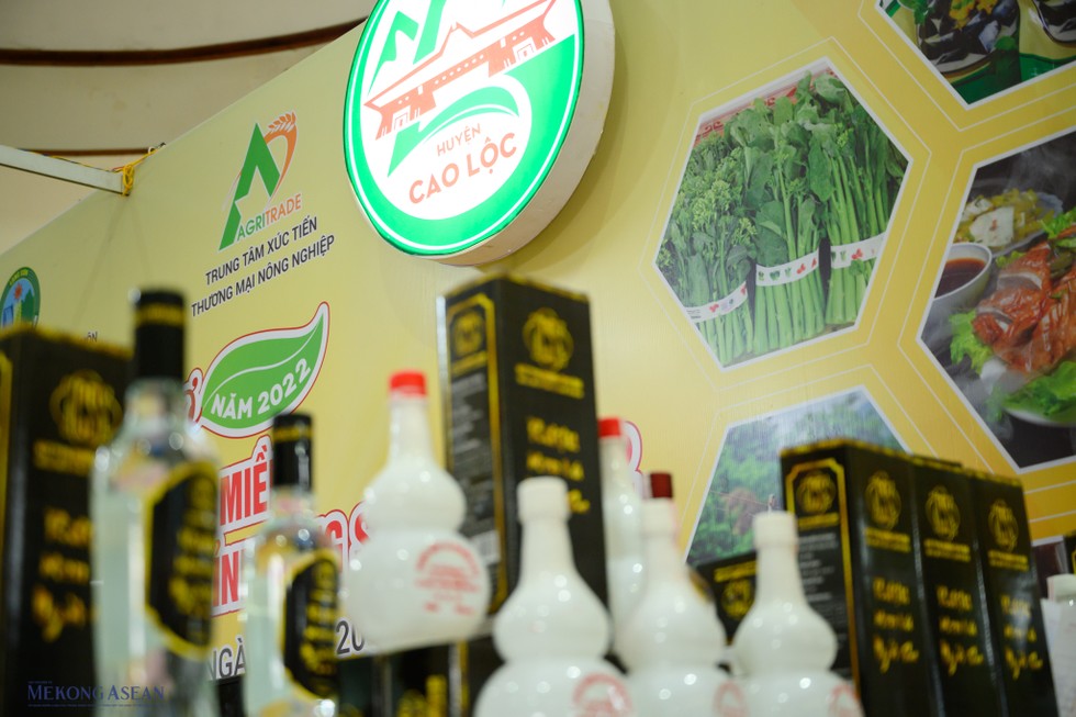 Đặc sản rượu huyện Cao Lộc, Lạng Sơn.