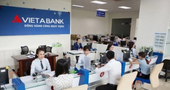 Nhiều ngân hàng bắt đầu triển khai rút tiền trước hạn được hưởng lãi