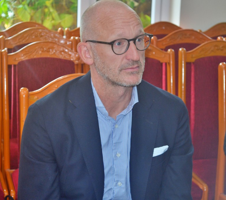 Ảnh t&aacute;c giả